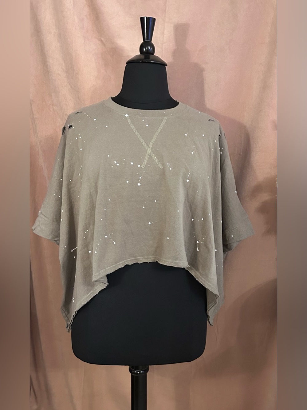 Peach Love Olive Paint-Splatter Cropped Tee